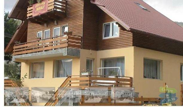 Miraj Hotel Azuga Bagian luar foto
